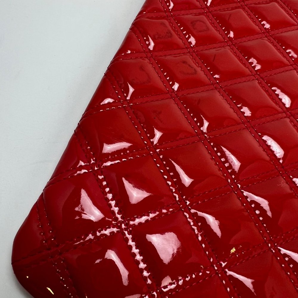 Chanel Patent Quilted Medium Cosmetic Case Dark Pink - Picture 14 of 15